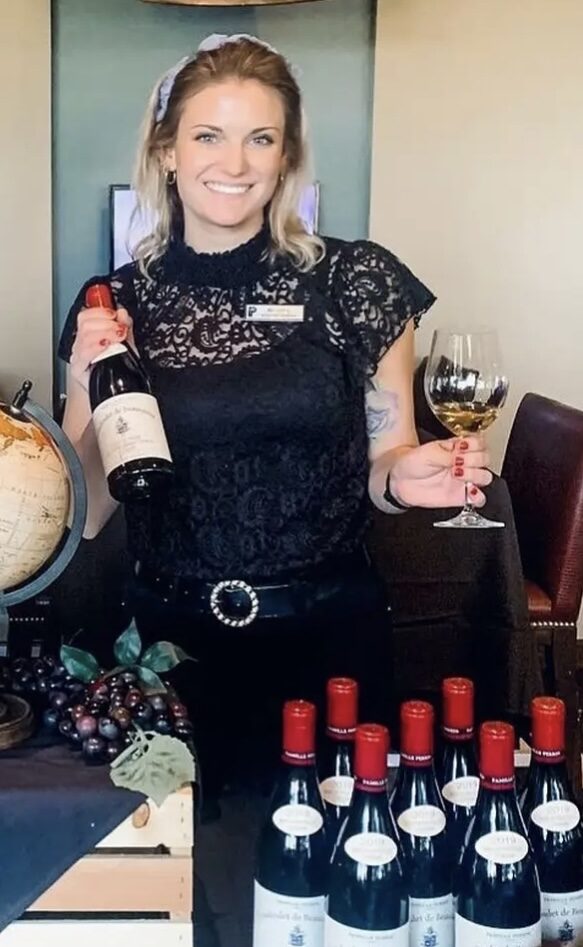 Kyli Lensing Wine & Co. moment 7